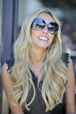 Petra Stunt - 23 years old