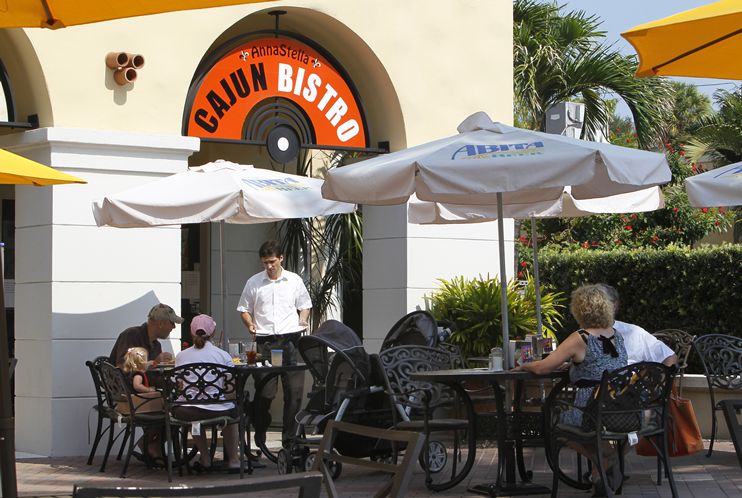 Mazarro's new Wine/Tapas bar will take the place of this Cajun Bistro on Beach Drive.  Image via TampaBay.com