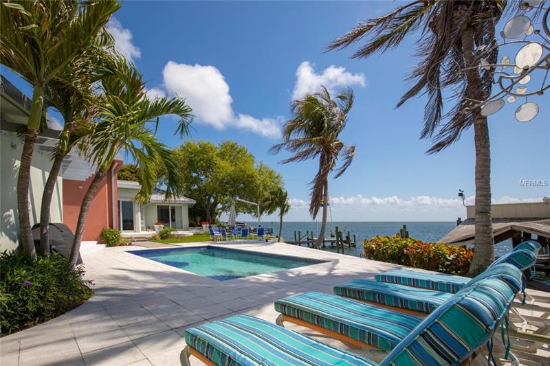 Stunning St. Petersburg Waterfront Home for Sale Liane Jamason