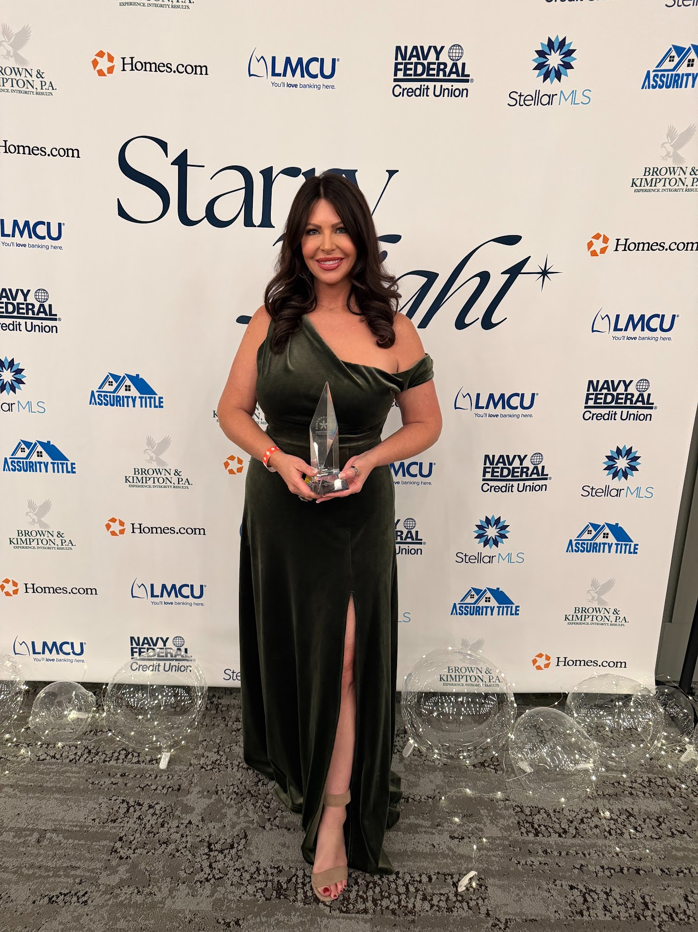 Liane Jamason 2025 Broker of the Year for Suncoast Tampa Association of Realtors